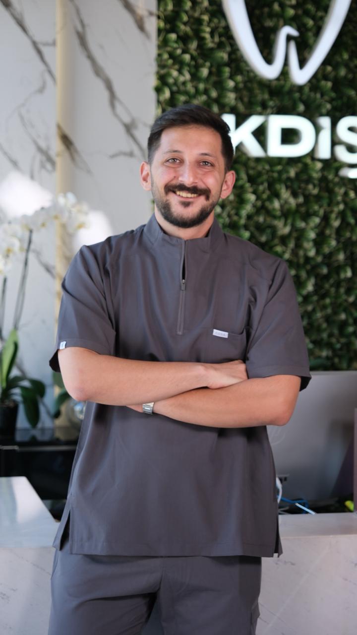 Dt. Emre Şahin Dt. Emre Şahin - İmplantoloji & İleri İmplant Tedavileri